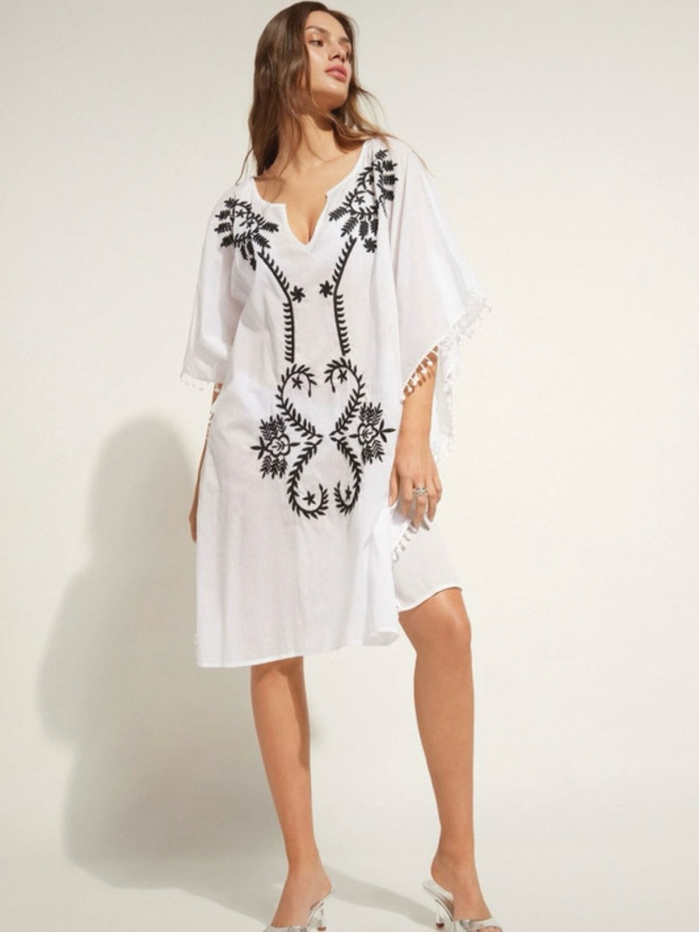 Boho cover up  Pom Pom Beach Kaftan Tunic Cover Up White Black OS